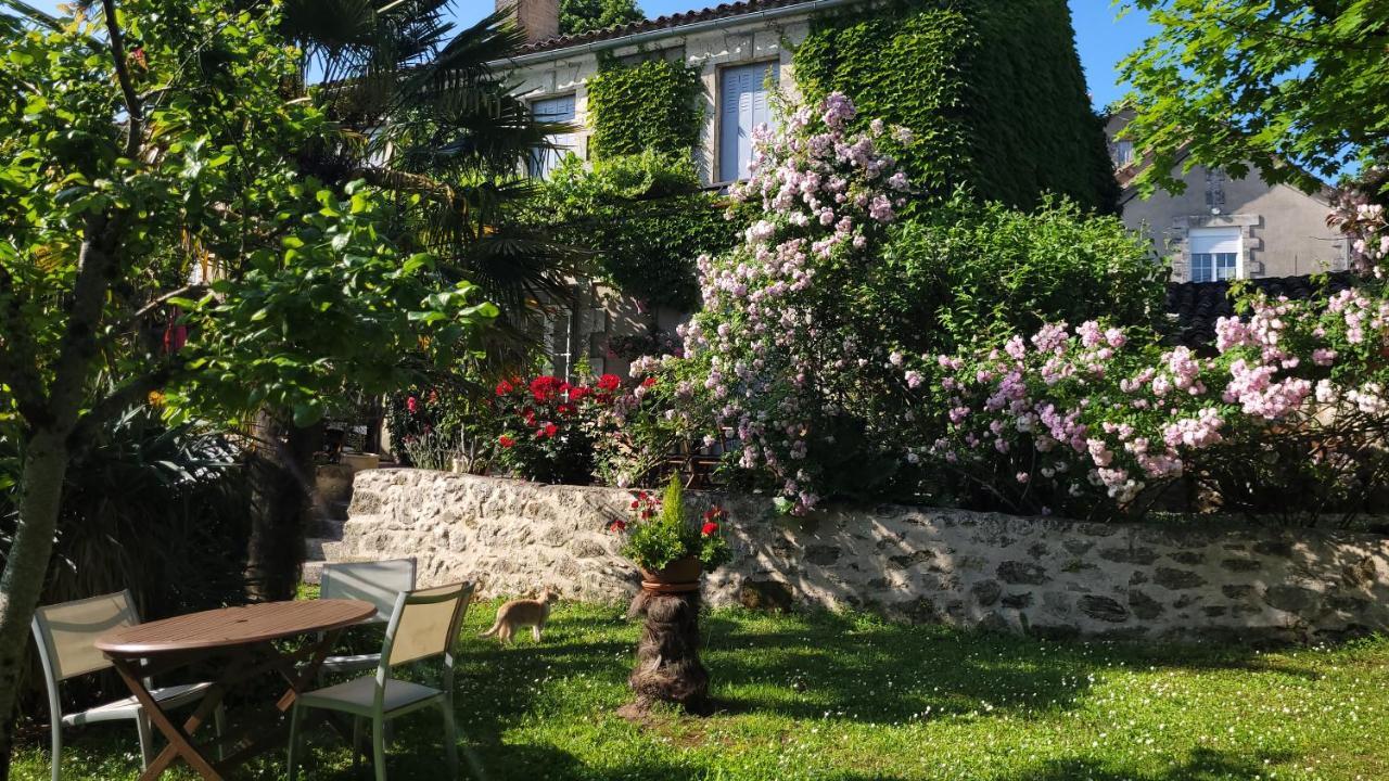 Relais De La Renaissance Bed & Breakfast Saint-Michel-de-Montaigne Ngoại thất bức ảnh